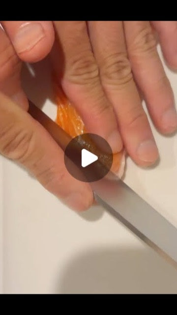 魚君UOKIMI柳刃包丁でサーモンを引き切りする公式アンバサダー動画